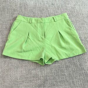 EUC M lime green pleated shorts with pockets